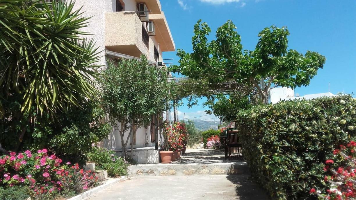 Villa Victoria Makrýgialos 외부 사진